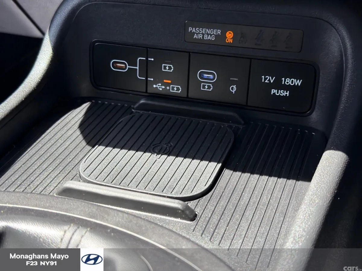 Hyundai KONA MPV, Petrol, 2025, Grey