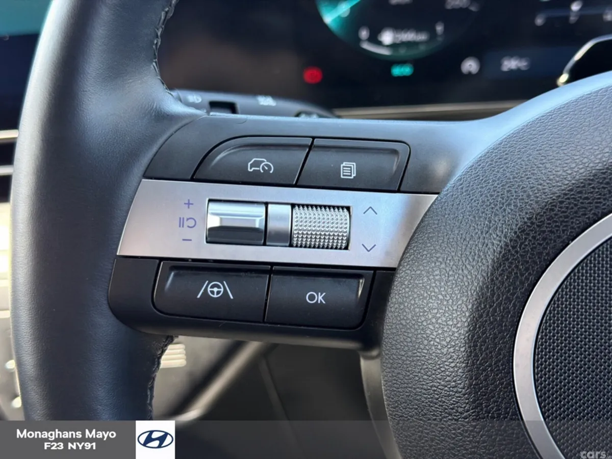 Hyundai KONA MPV, Petrol, 2025, Grey