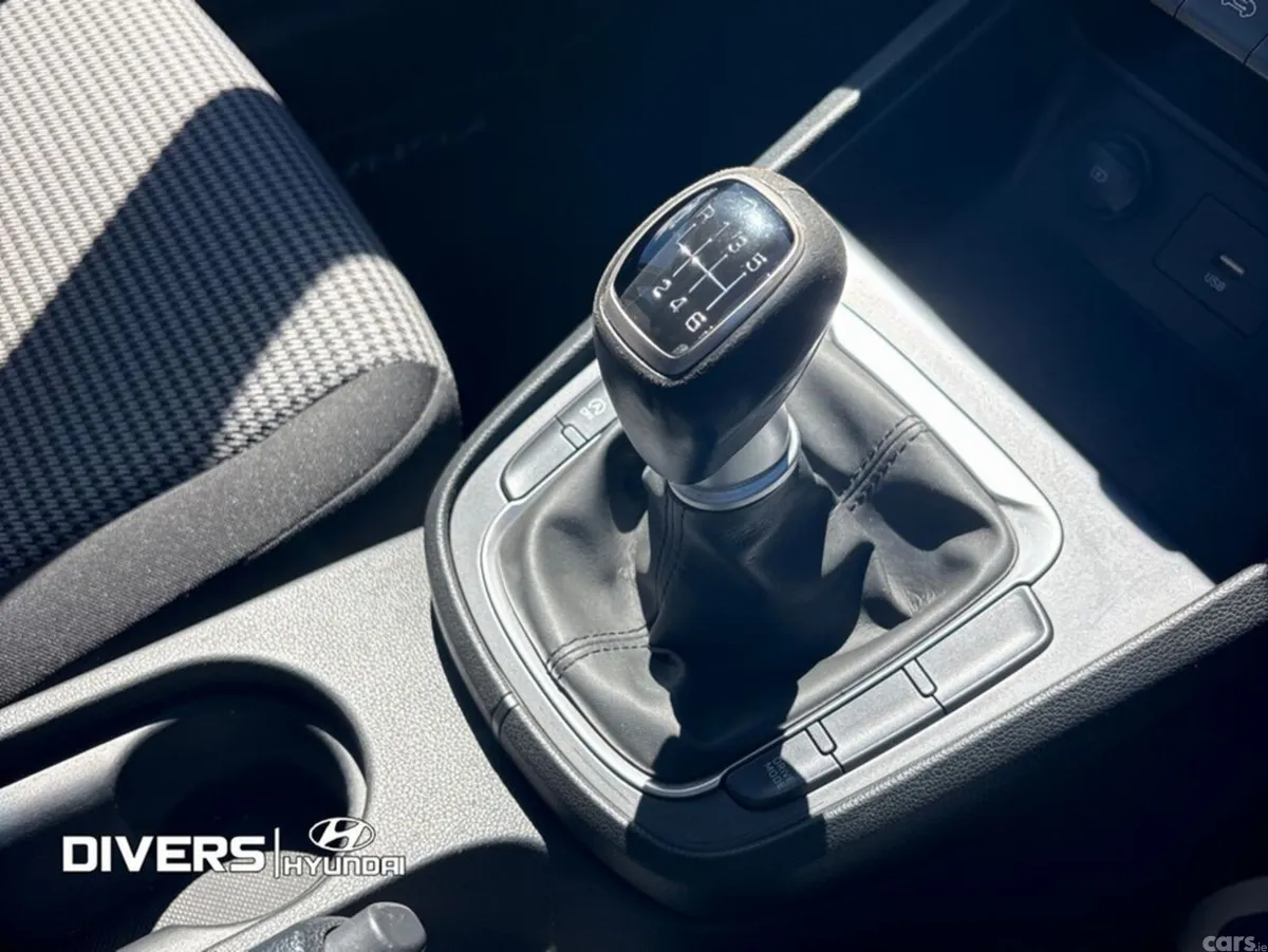 Hyundai KONA MPV, Diesel, 2022, Grey