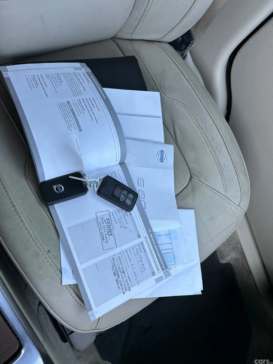 Volvo S80 Saloon, Diesel, 2015, Black