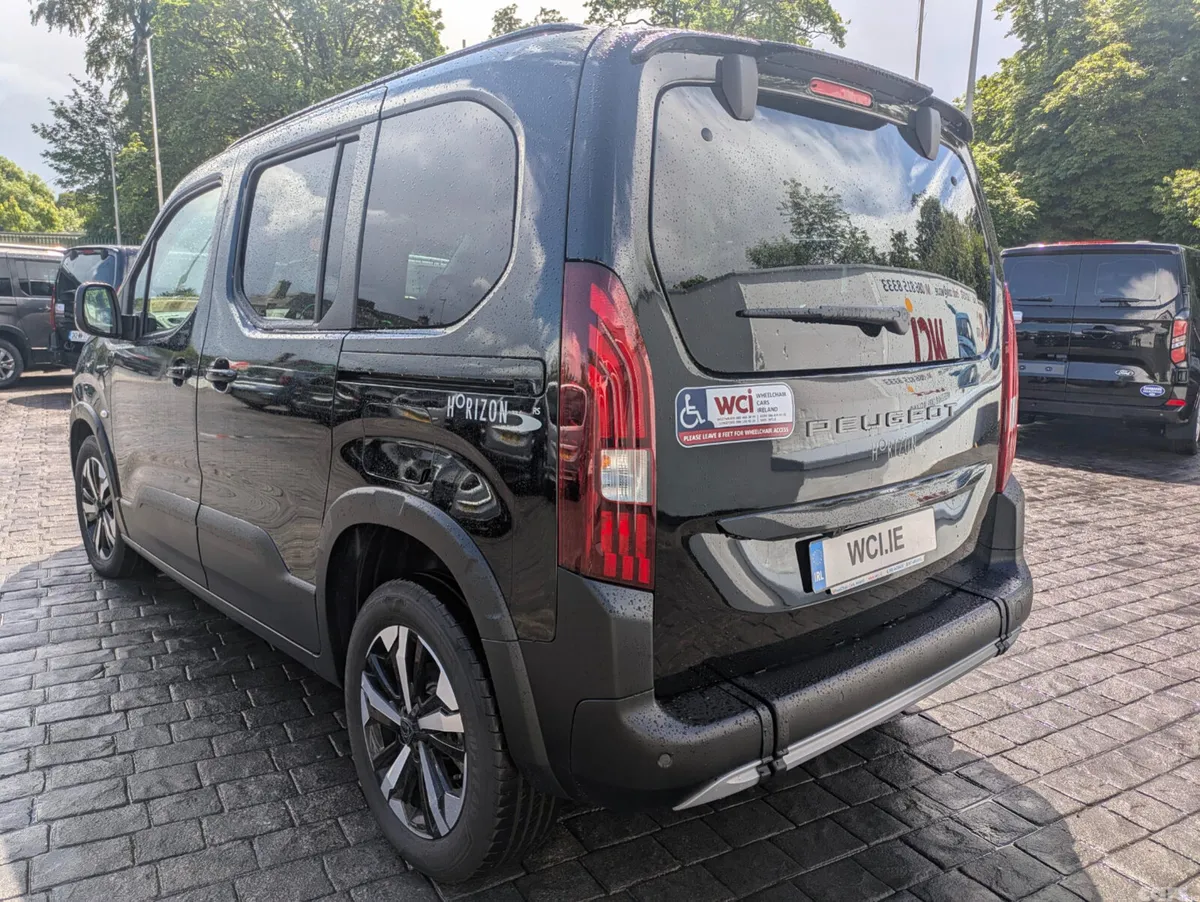Peugeot Rifter MPV, Diesel, 2026, Black