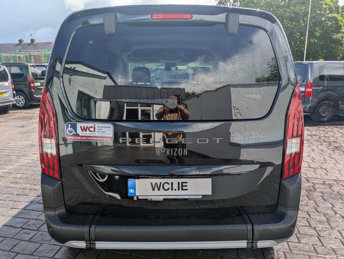 Peugeot Rifter MPV, Diesel, 2026, Black
