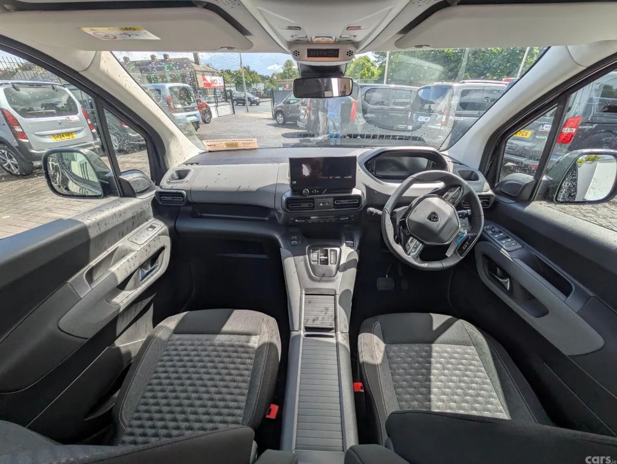 Peugeot Rifter MPV, Diesel, 2026, Black