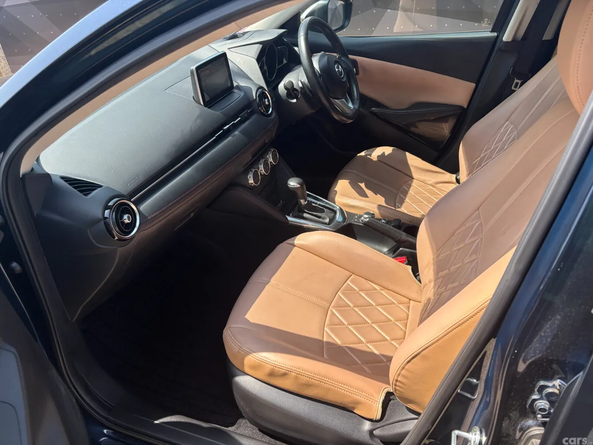 Mazda Demio Hatchback, Diesel, 2015, Blue