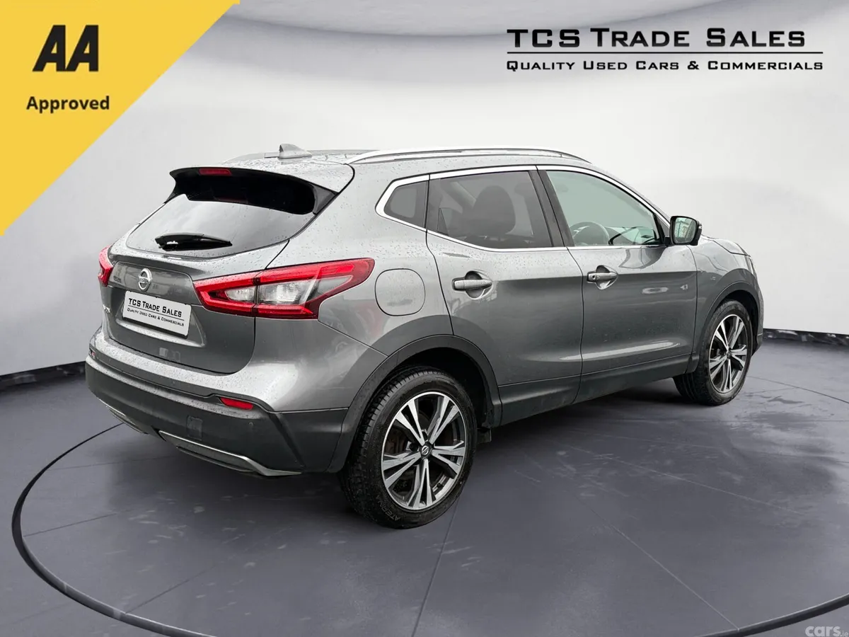 Nissan Qashqai SUV, Diesel, 2018, Grey