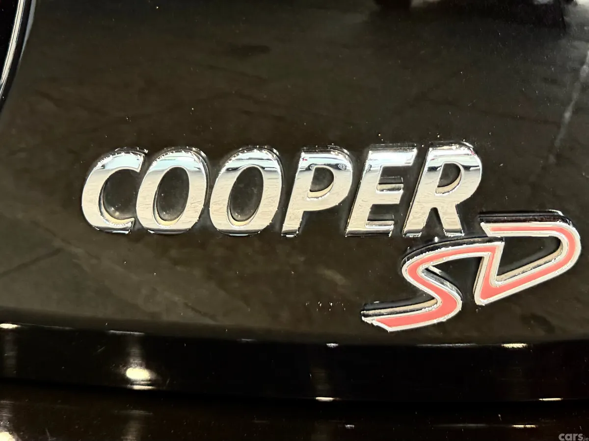 Mini Cooper Hatchback, Diesel, 2018, Black