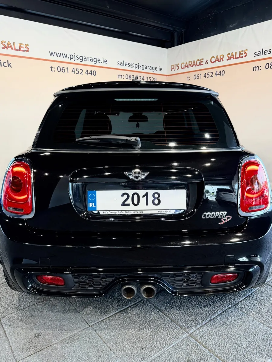 Mini Cooper Hatchback, Diesel, 2018, Black