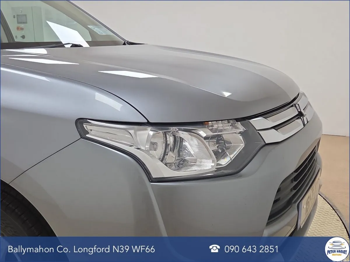Mitsubishi Outlander SUV, Diesel, 2015, Grey