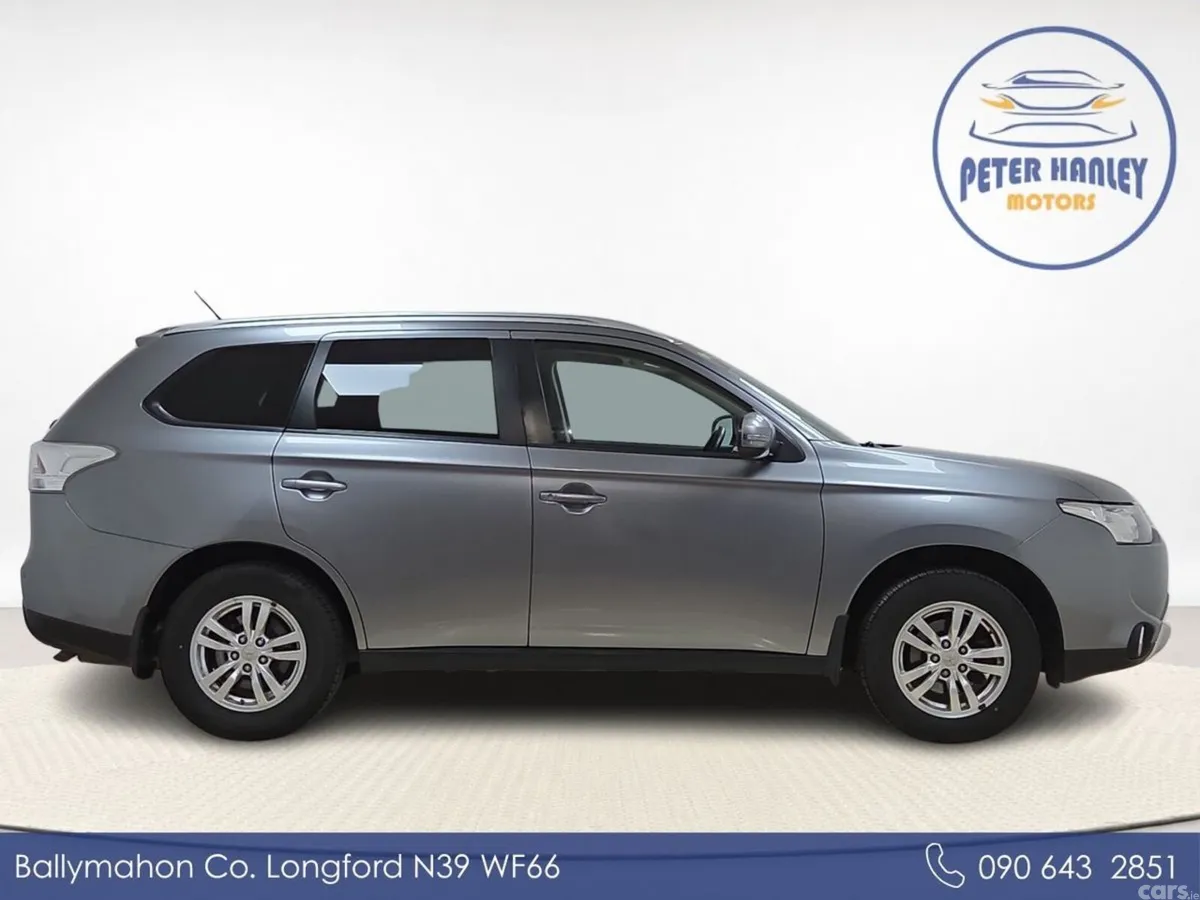Mitsubishi Outlander SUV, Diesel, 2015, Grey