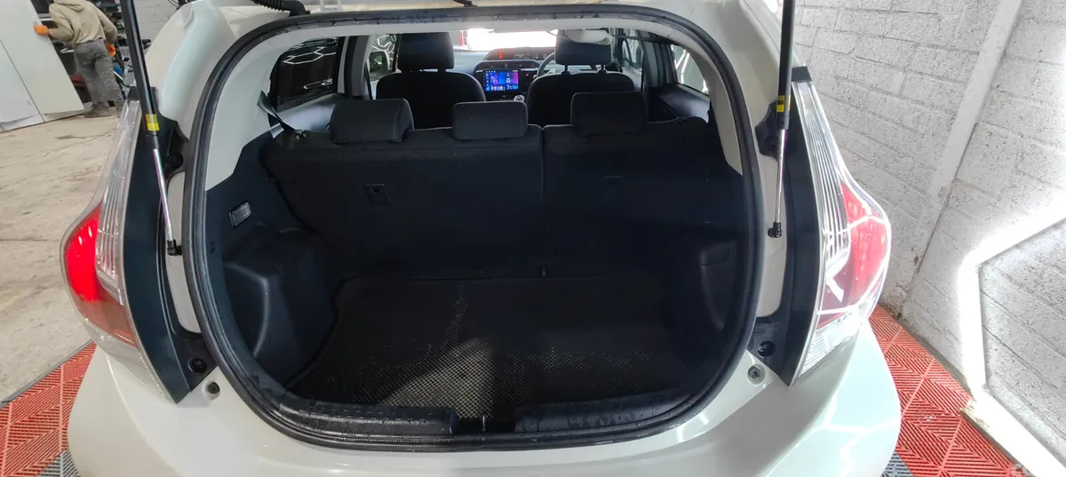 Toyota Aqua Hatchback, Petrol Hybrid, 2015, White