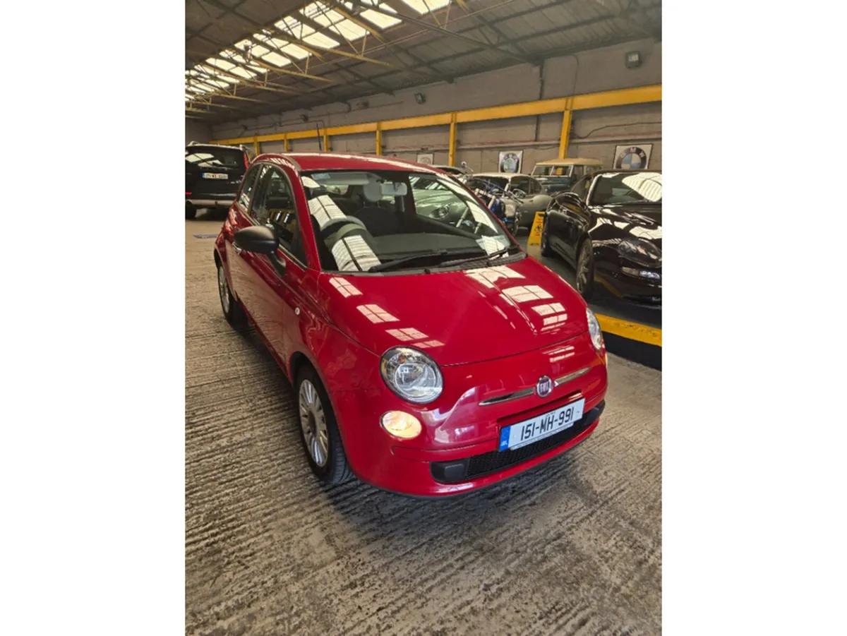 Fiat 500 Hatchback, Petrol, 2015, Red