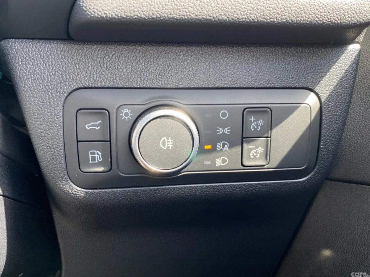 Ford Kuga SUV, Petrol Hybrid, 2026, Green