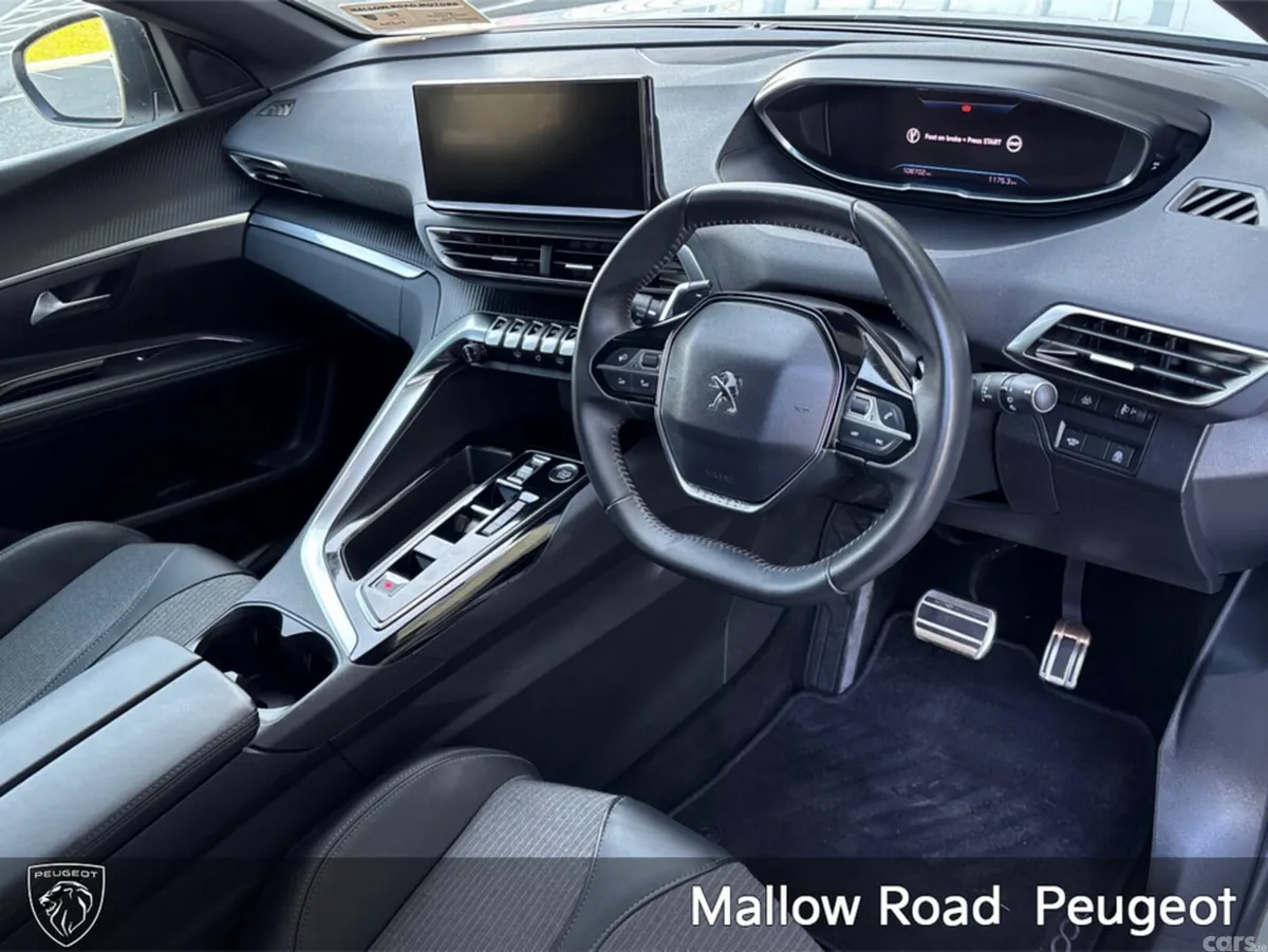 Peugeot 5008 SUV, Diesel, 2024, White