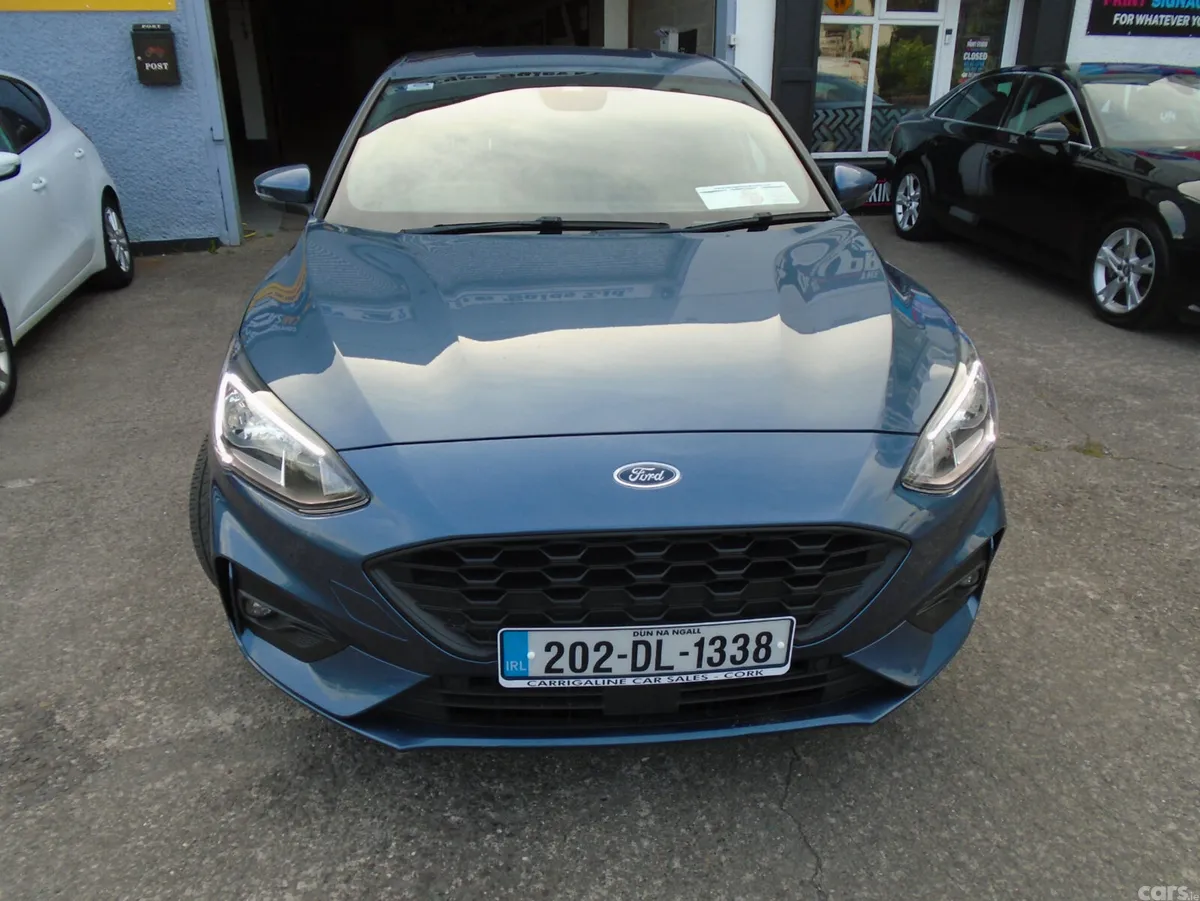 Ford Focus Hatchback, Diesel, 2020, Blue