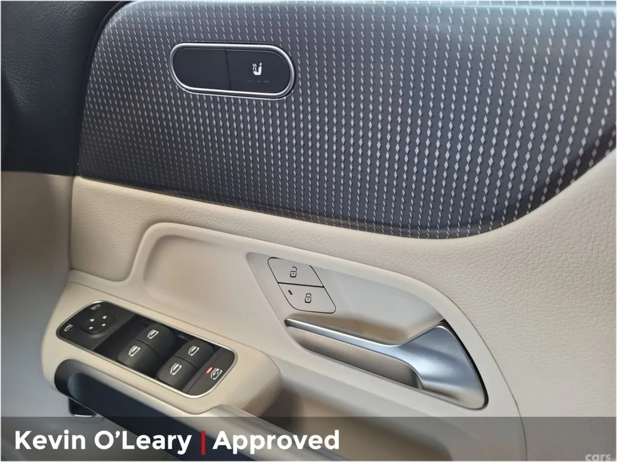 Mercedes-Benz GLB Estate, Diesel, 2023, Black