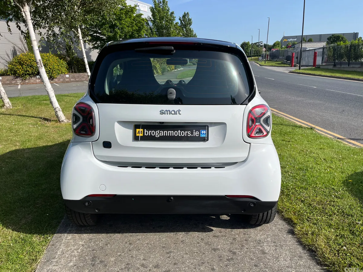Smart Fortwo Coupe, Electric, 2022, White
