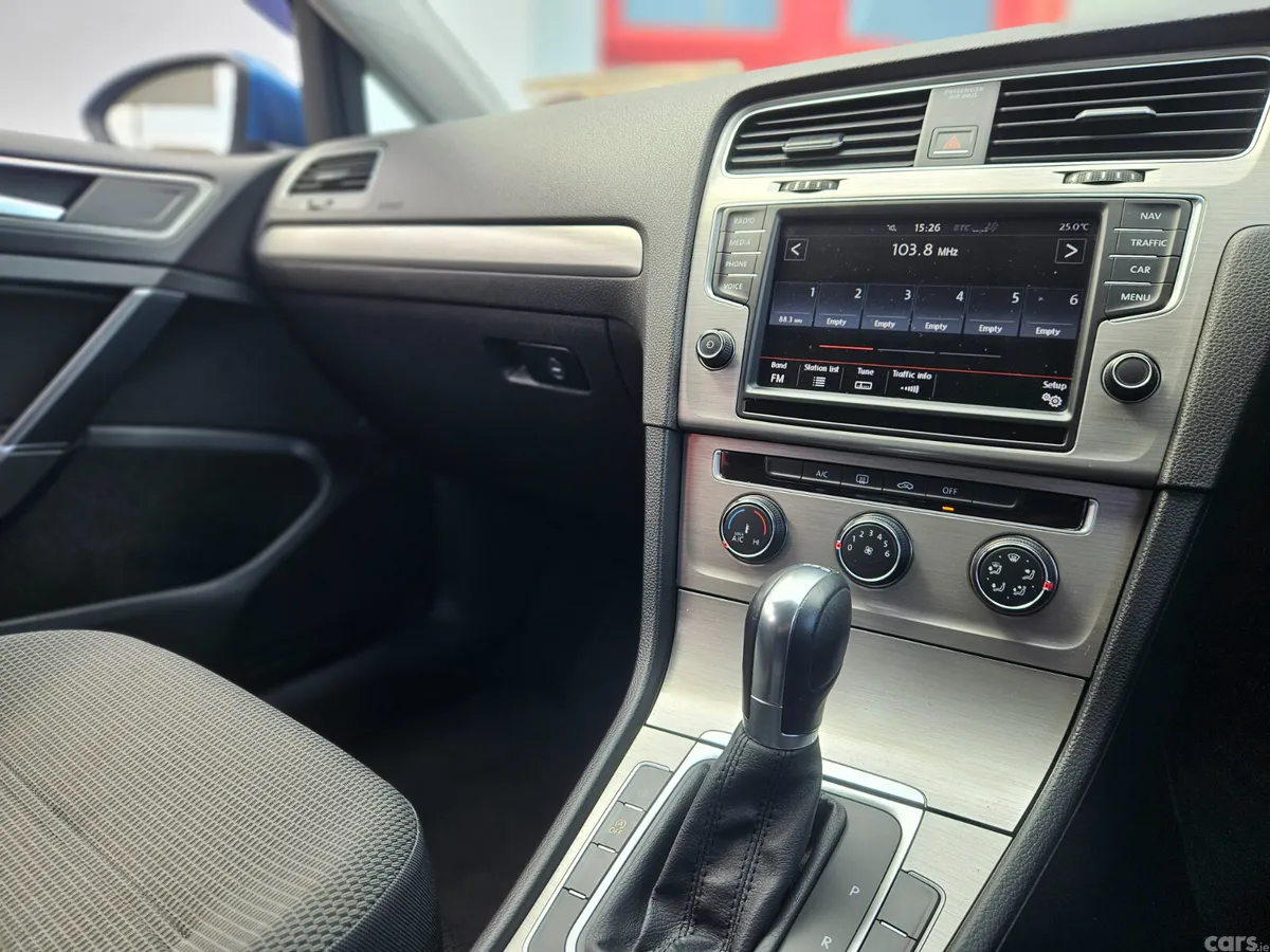 Volkswagen Golf Estate, Petrol, 2014, Blue