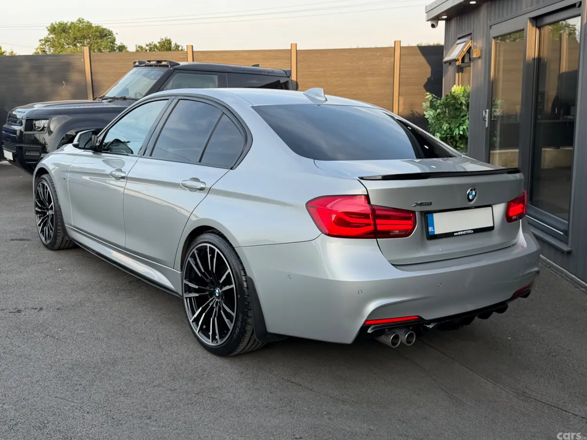 BMW 3-Series Saloon, Diesel, 2018, Silver