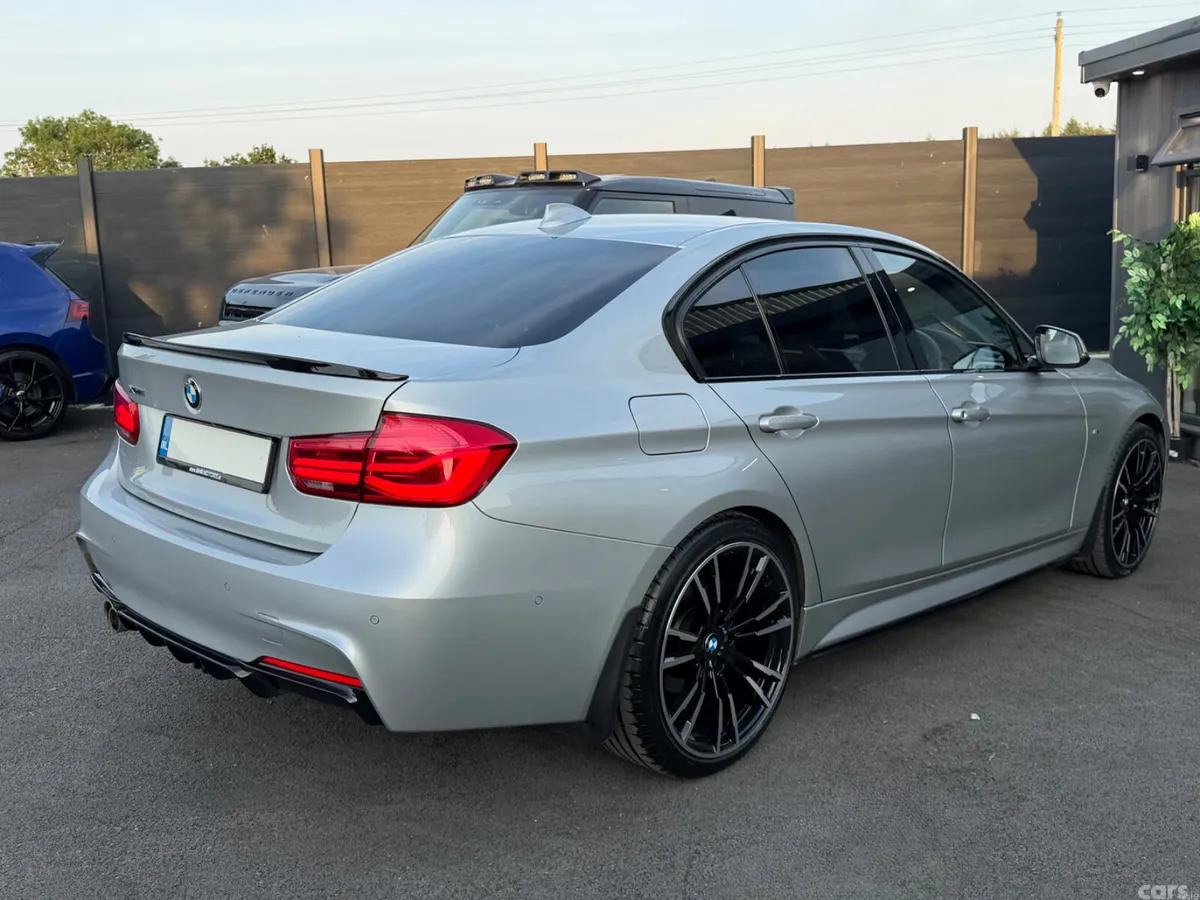 BMW 3-Series Saloon, Diesel, 2018, Silver