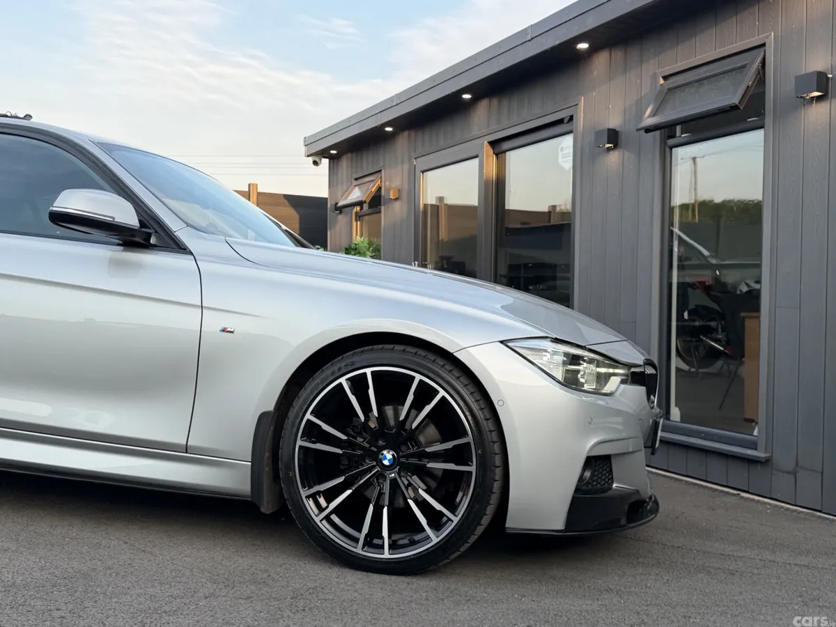 BMW 3-Series Saloon, Diesel, 2018, Silver