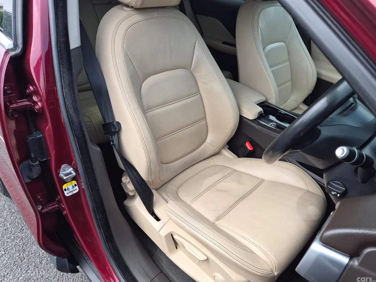 Jaguar F-Pace SUV, Diesel, 2016, Red