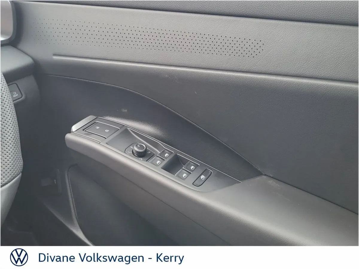 Volkswagen T-Roc SUV, Petrol Hybrid, 2027, White