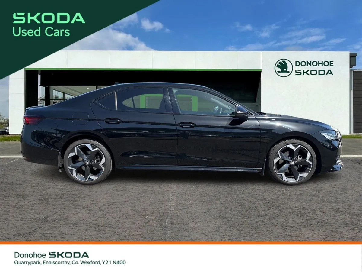 Skoda Superb Saloon, Diesel, 2026, Black