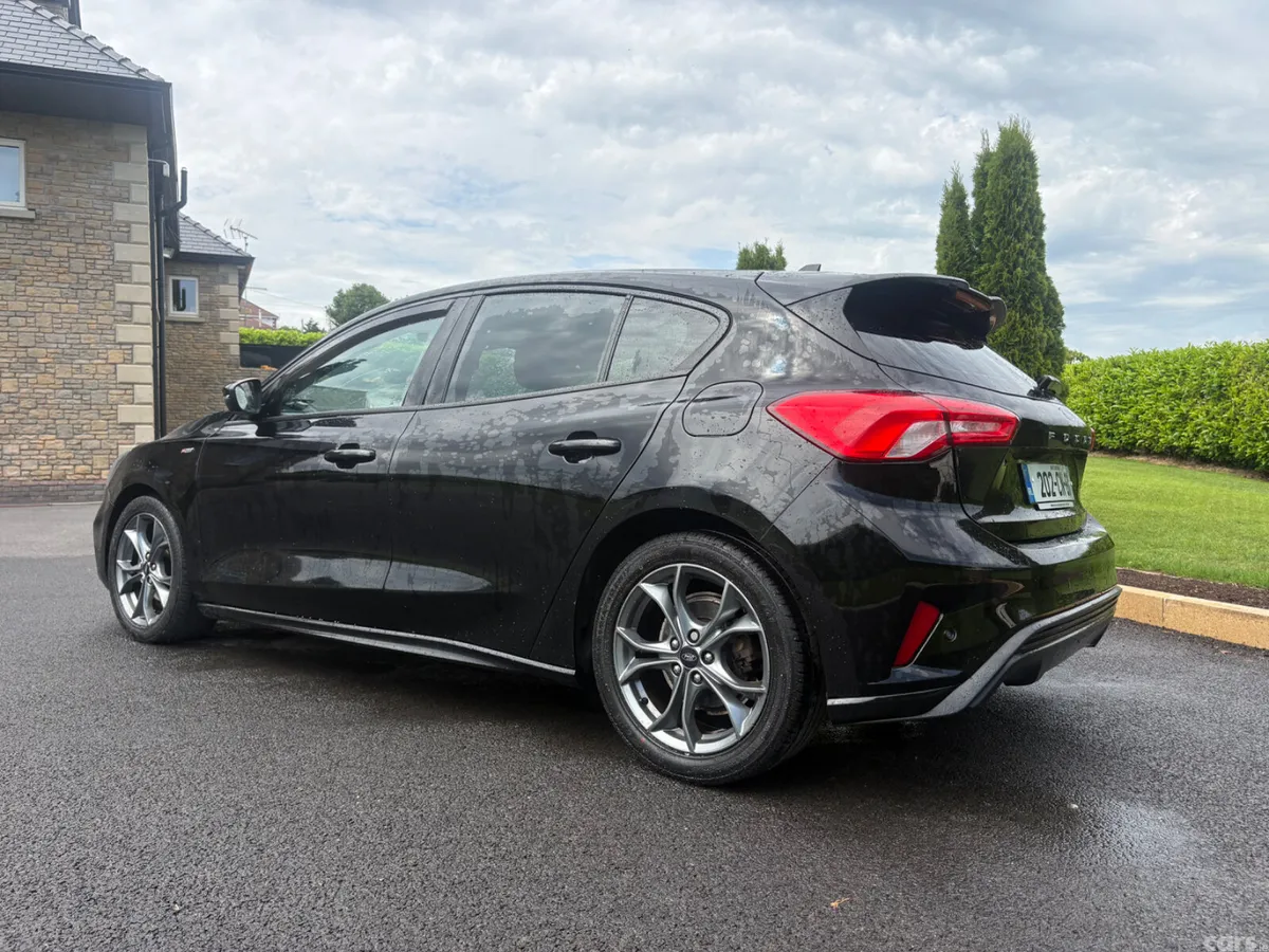 Ford Focus Hatchback, Diesel, 2020, Black