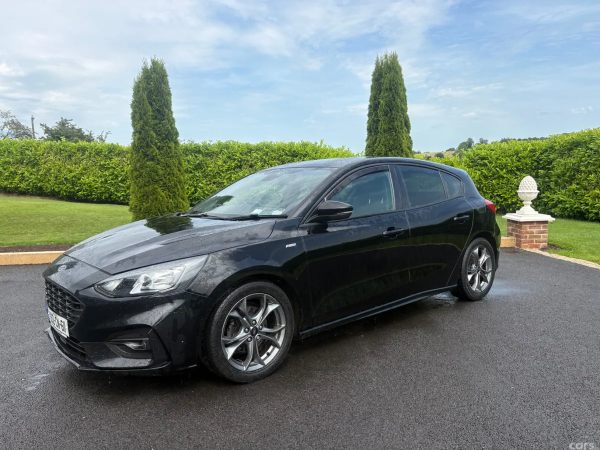 Ford Focus Hatchback, Diesel, 2020, Black