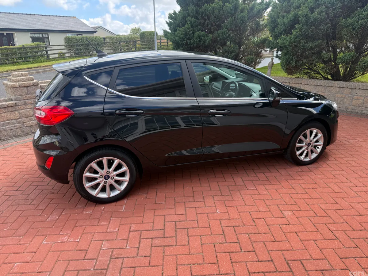 Ford Fiesta Hatchback, Petrol, 2019, Black