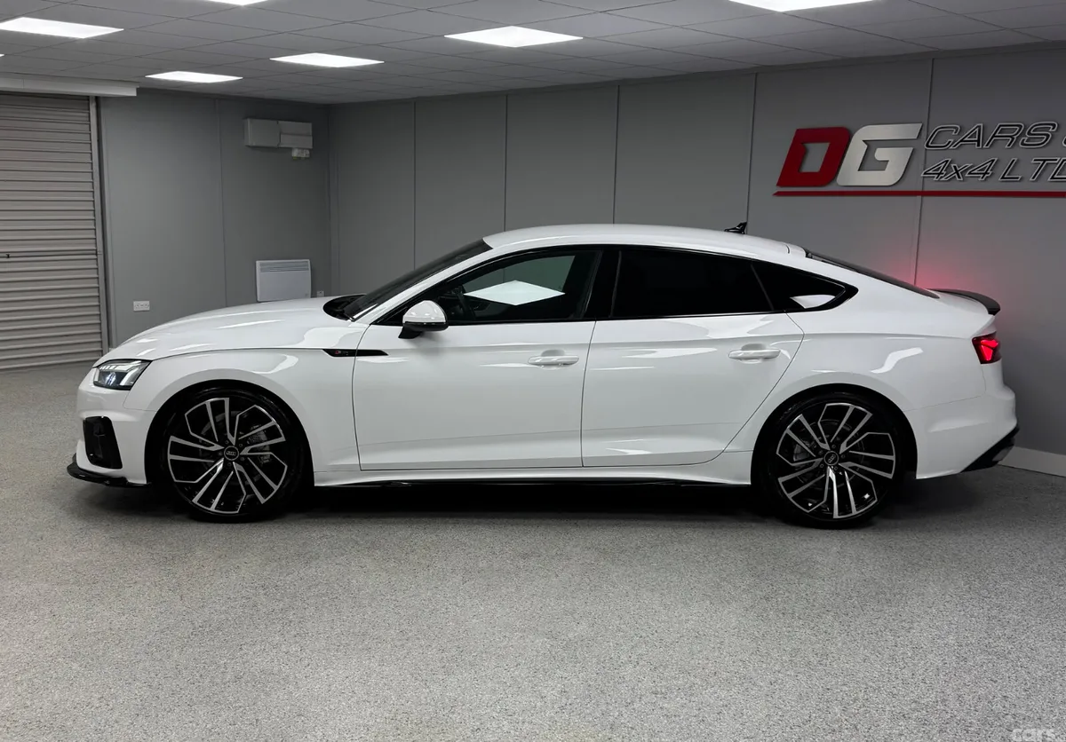 Audi A5 Coupe, Diesel Hybrid, 2023, White