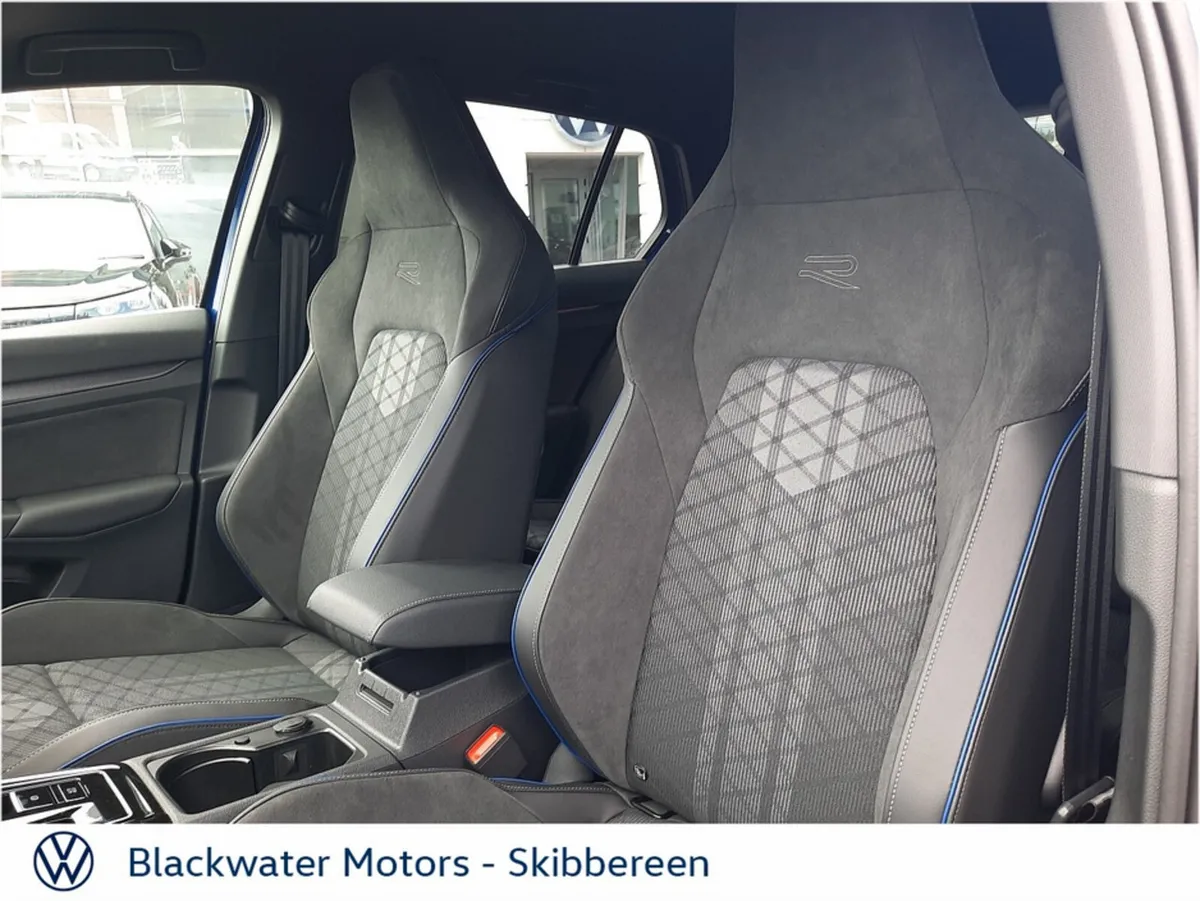 Volkswagen Golf Estate, Diesel, 2026, Blue
