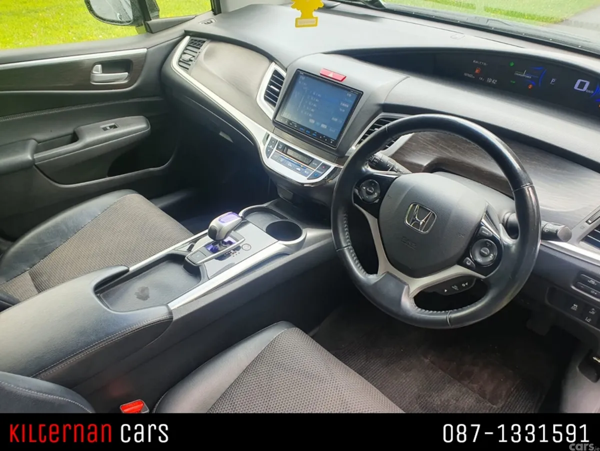 Honda Jade Estate, Petrol Hybrid, 2015, Black
