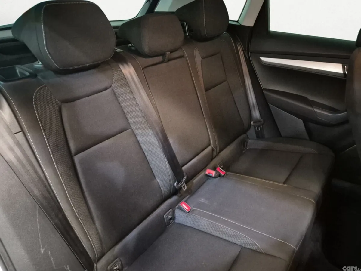 Skoda Karoq SUV, Diesel, 2023, Grey
