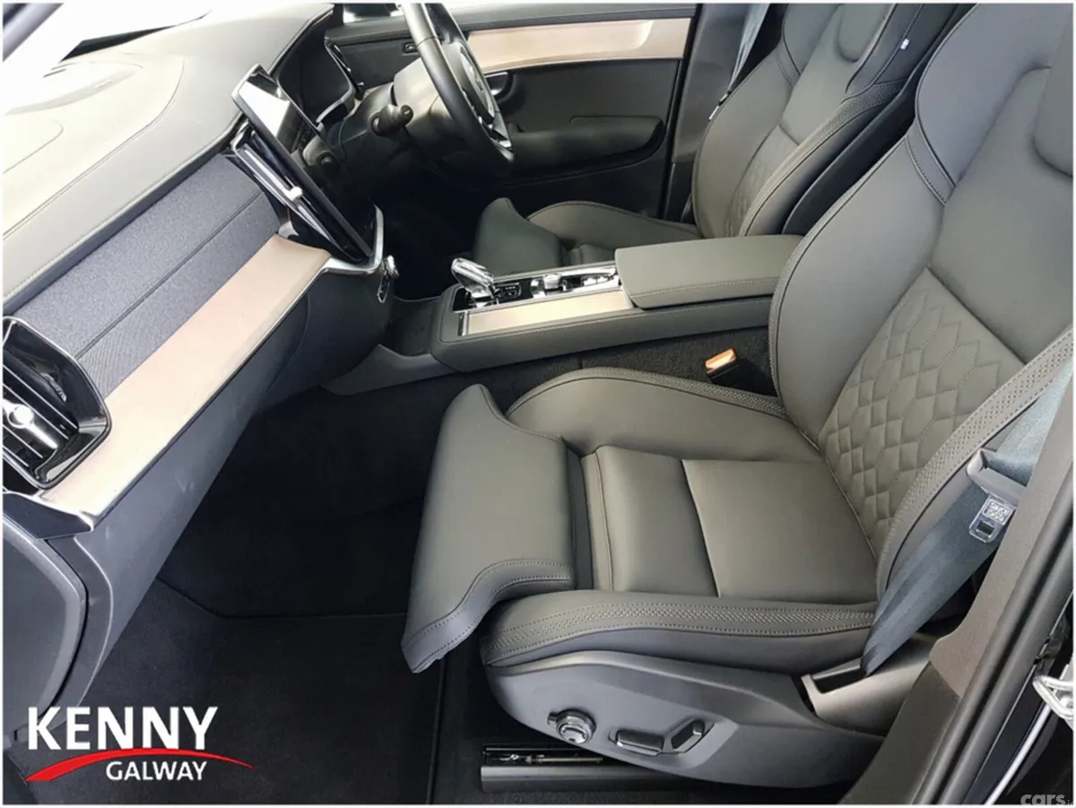 Volvo XC90 Estate, Petrol Hybrid, 2025, Black