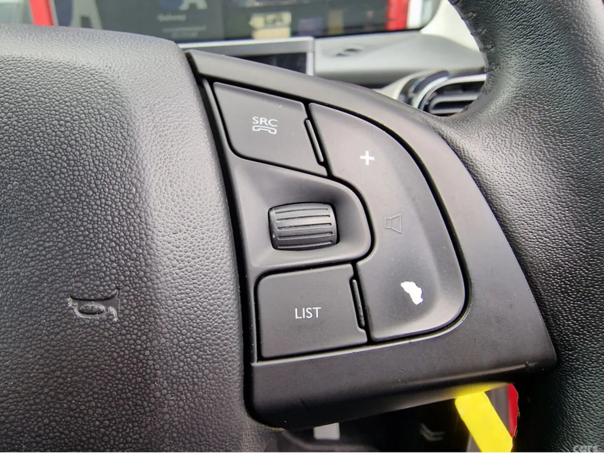 Citroen C4 Cactus Hatchback, Petrol, 2017, Red