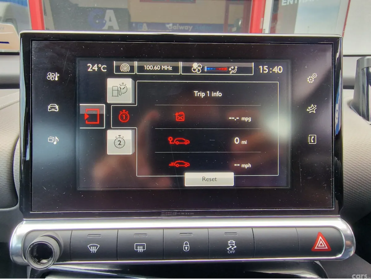 Citroen C4 Cactus Hatchback, Petrol, 2017, Red