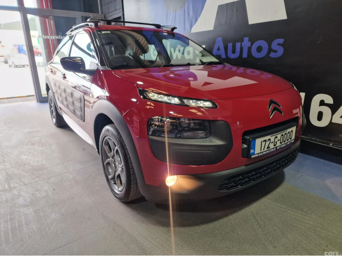 Citroen C4 Cactus Hatchback, Petrol, 2017, Red
