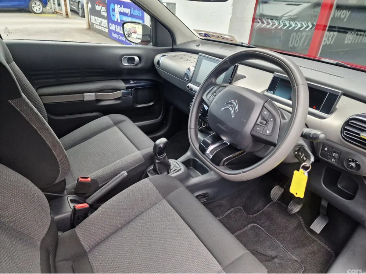 Citroen C4 Cactus Hatchback, Petrol, 2017, Red