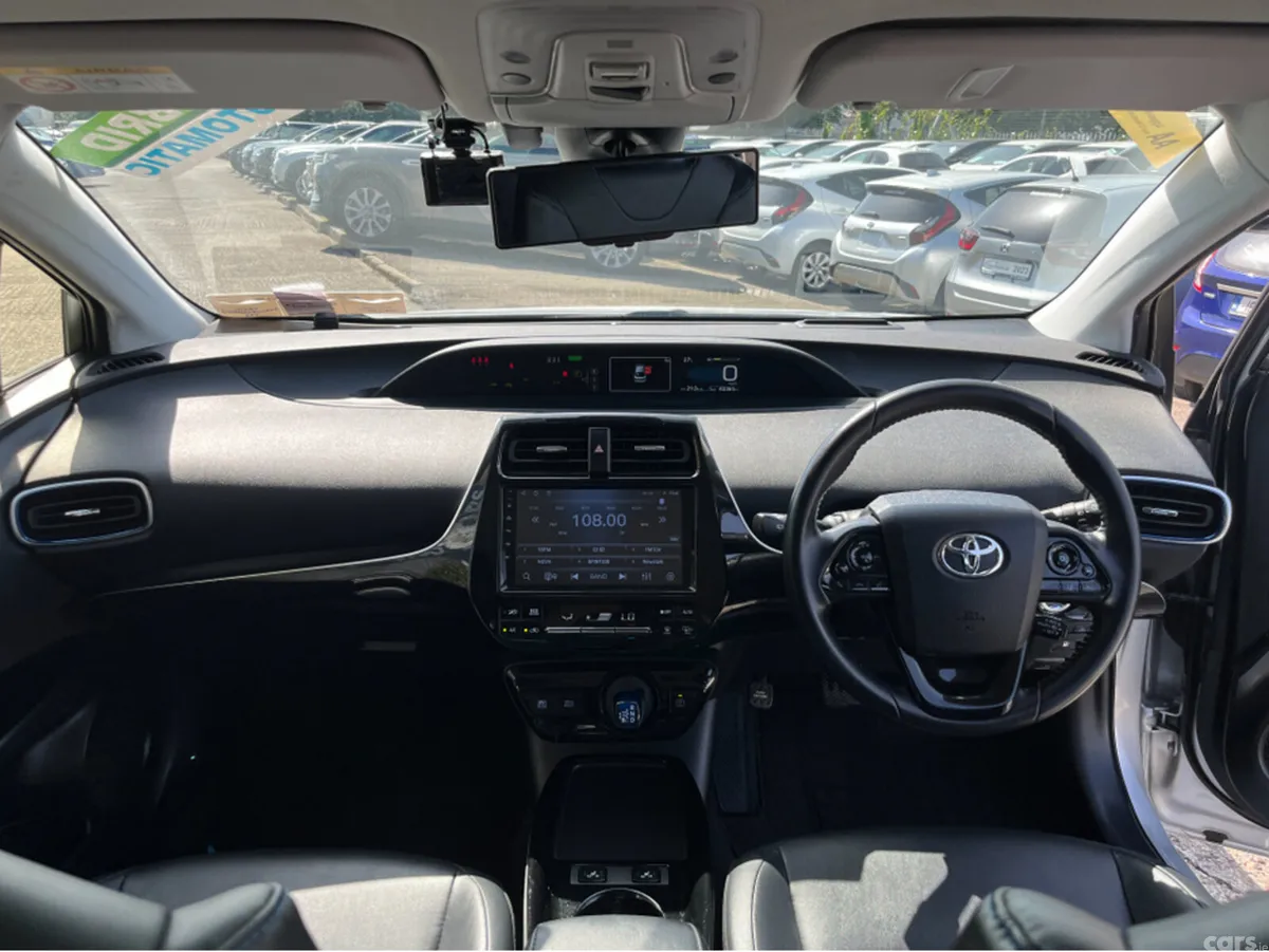 Toyota Prius Saloon, Petrol Hybrid, 2020, Silver