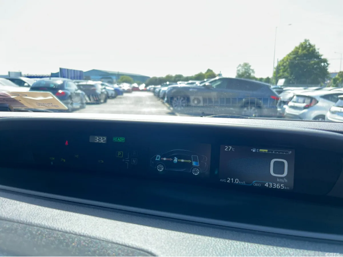 Toyota Prius Saloon, Petrol Hybrid, 2020, Silver