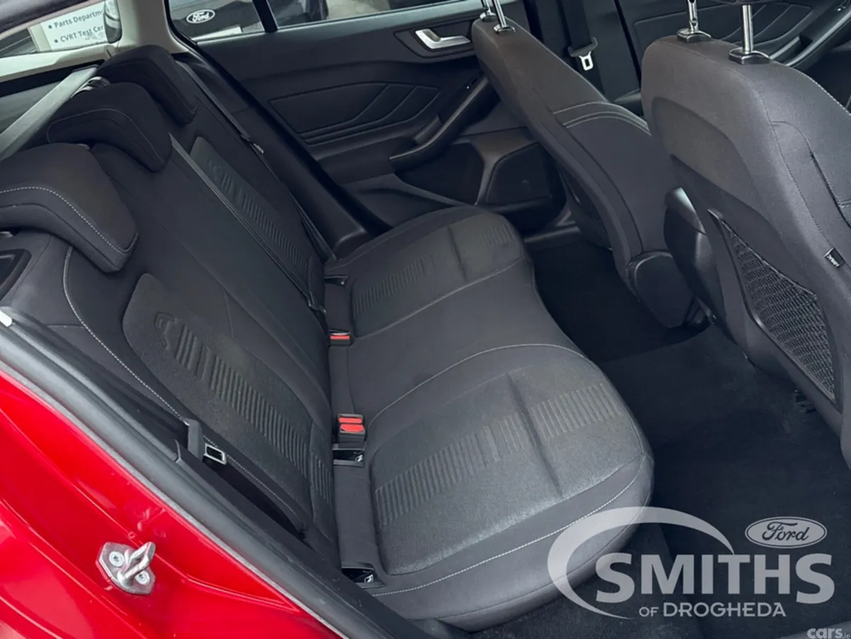 Ford Focus Estate, Petrol, 2021, Red
