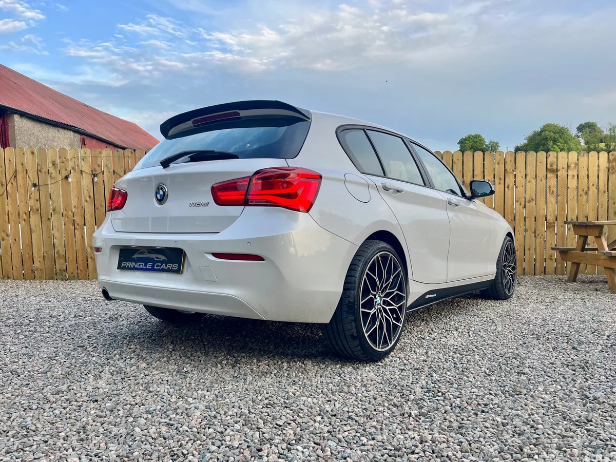 BMW 1-Series Hatchback, Diesel, 2018, White