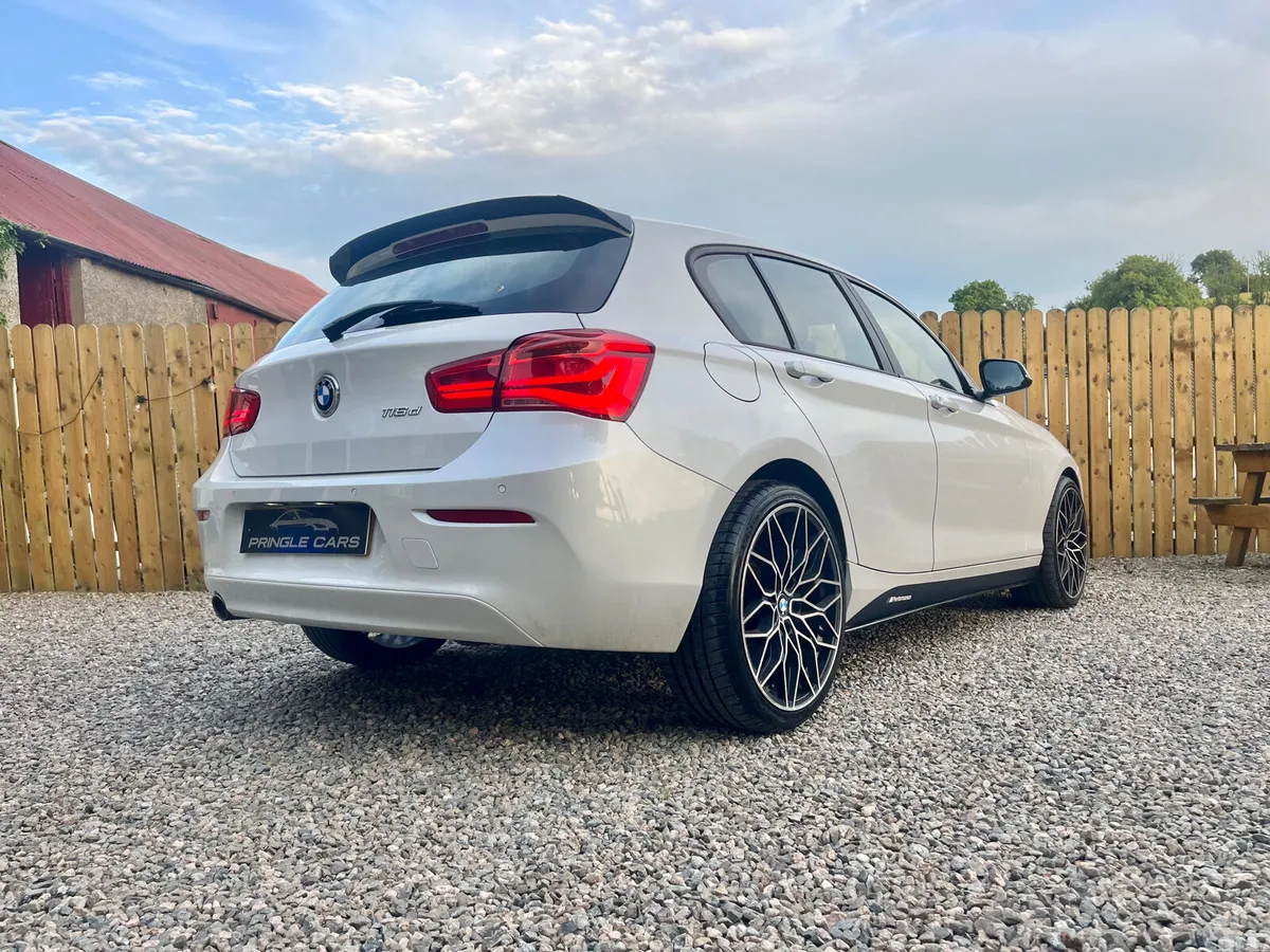 BMW 1-Series Hatchback, Diesel, 2018, White