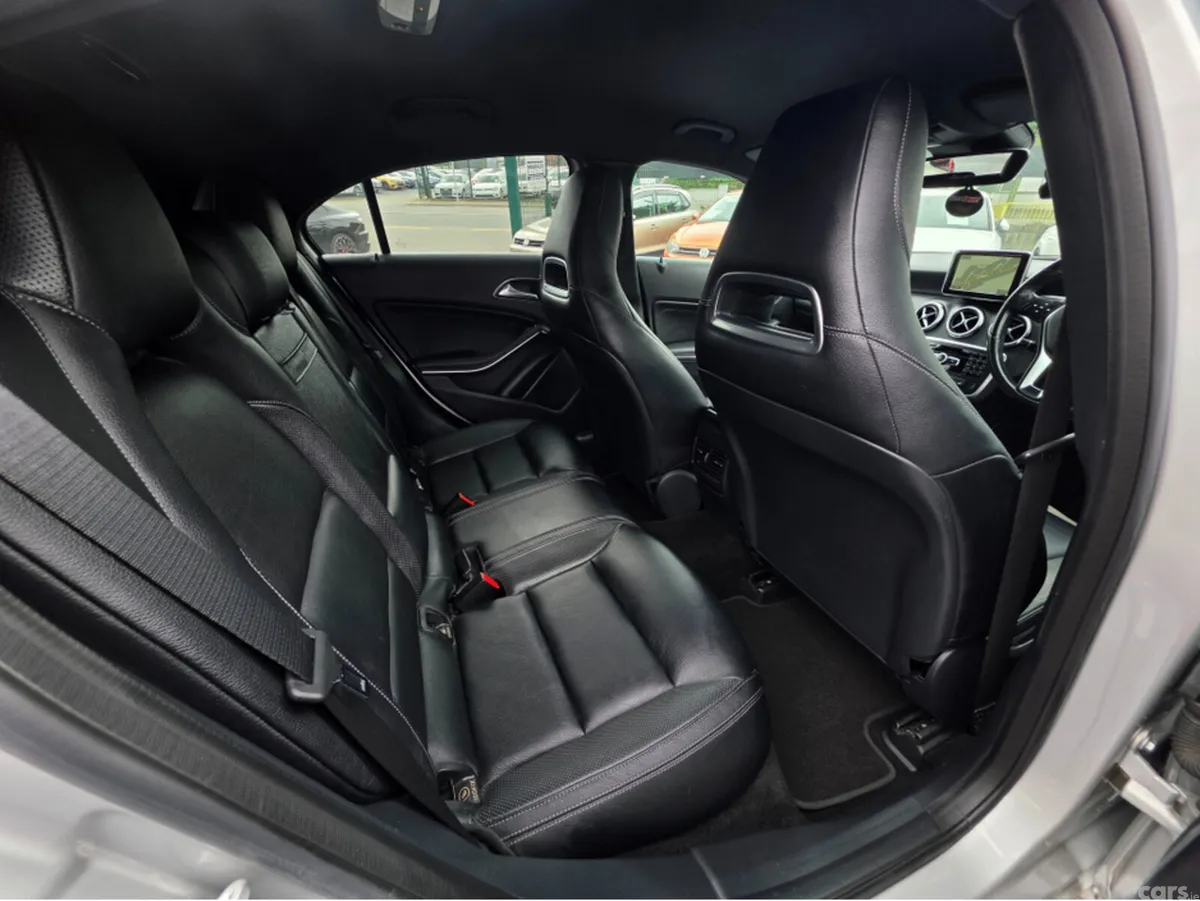 Mercedes-Benz A-Class Hatchback, Petrol, 2015, Silver