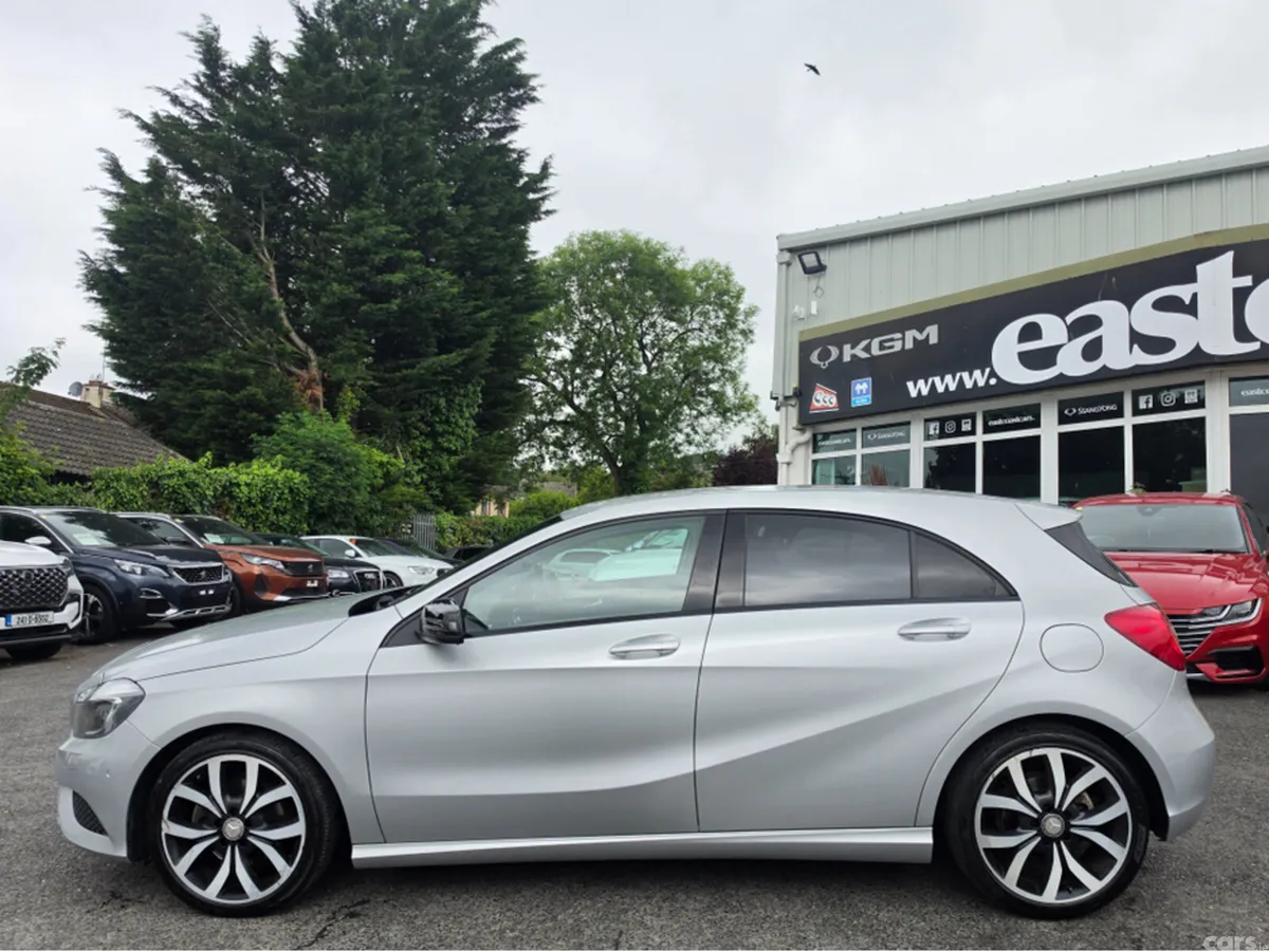 Mercedes-Benz A-Class Hatchback, Petrol, 2015, Silver