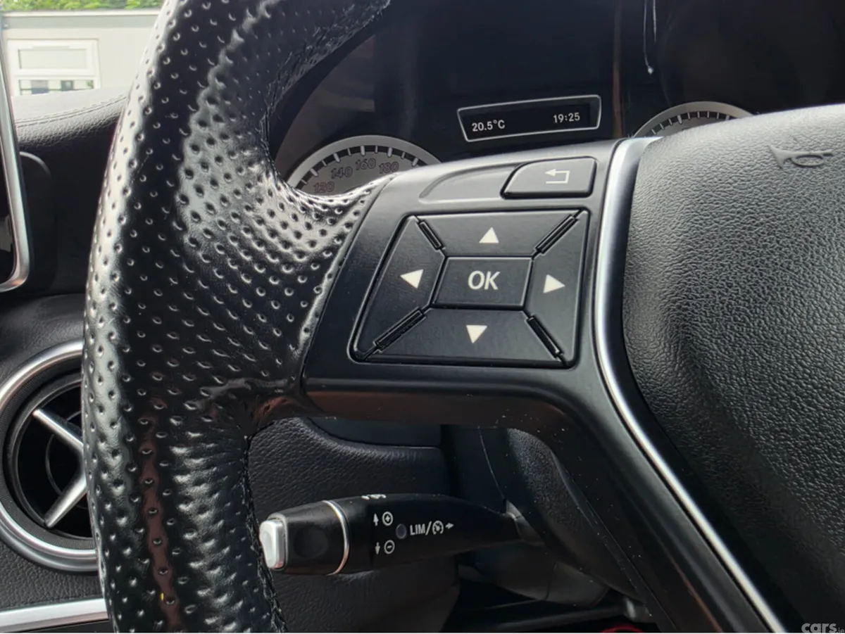 Mercedes-Benz A-Class Hatchback, Petrol, 2015, Silver