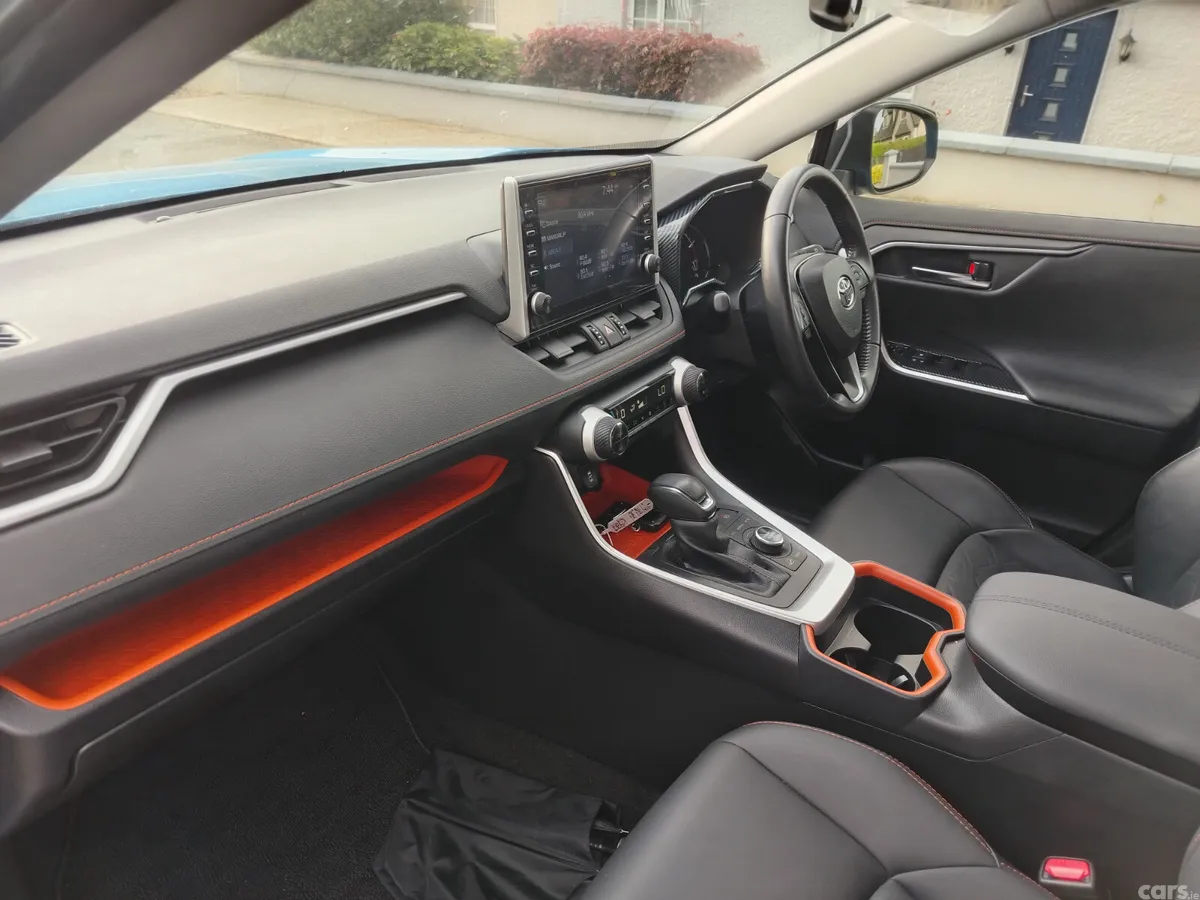 Toyota RAV4 Estate, Petrol, 2021, Blue