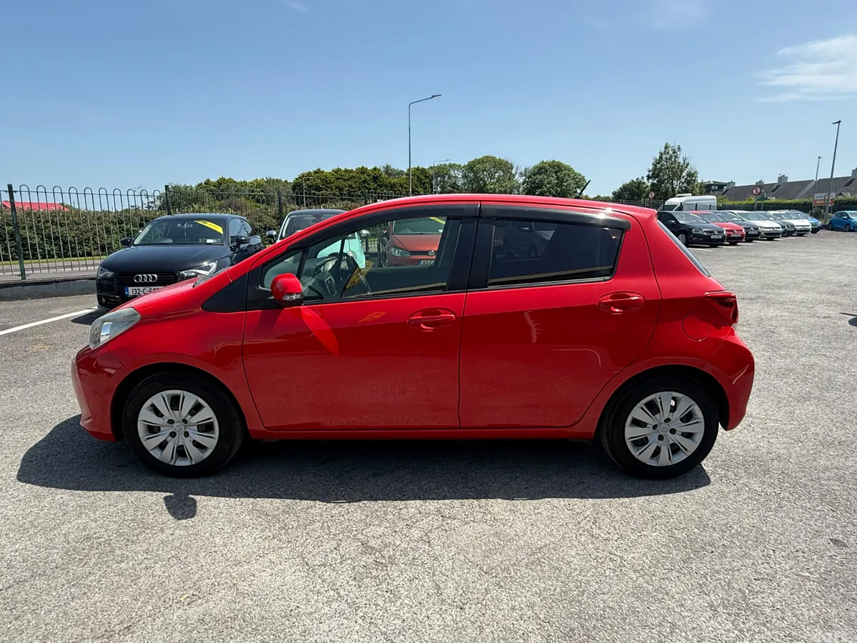 Toyota Vitz Hatchback, Petrol, 2014, Red
