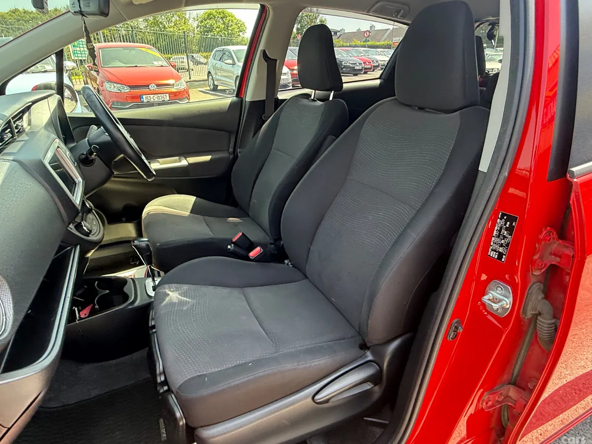 Toyota Vitz Hatchback, Petrol, 2014, Red